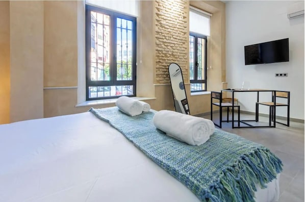 San Agustin 1 | Living area | 40-inch flat-screen TV with satellite channels