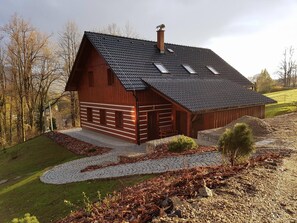 5 bedrooms
