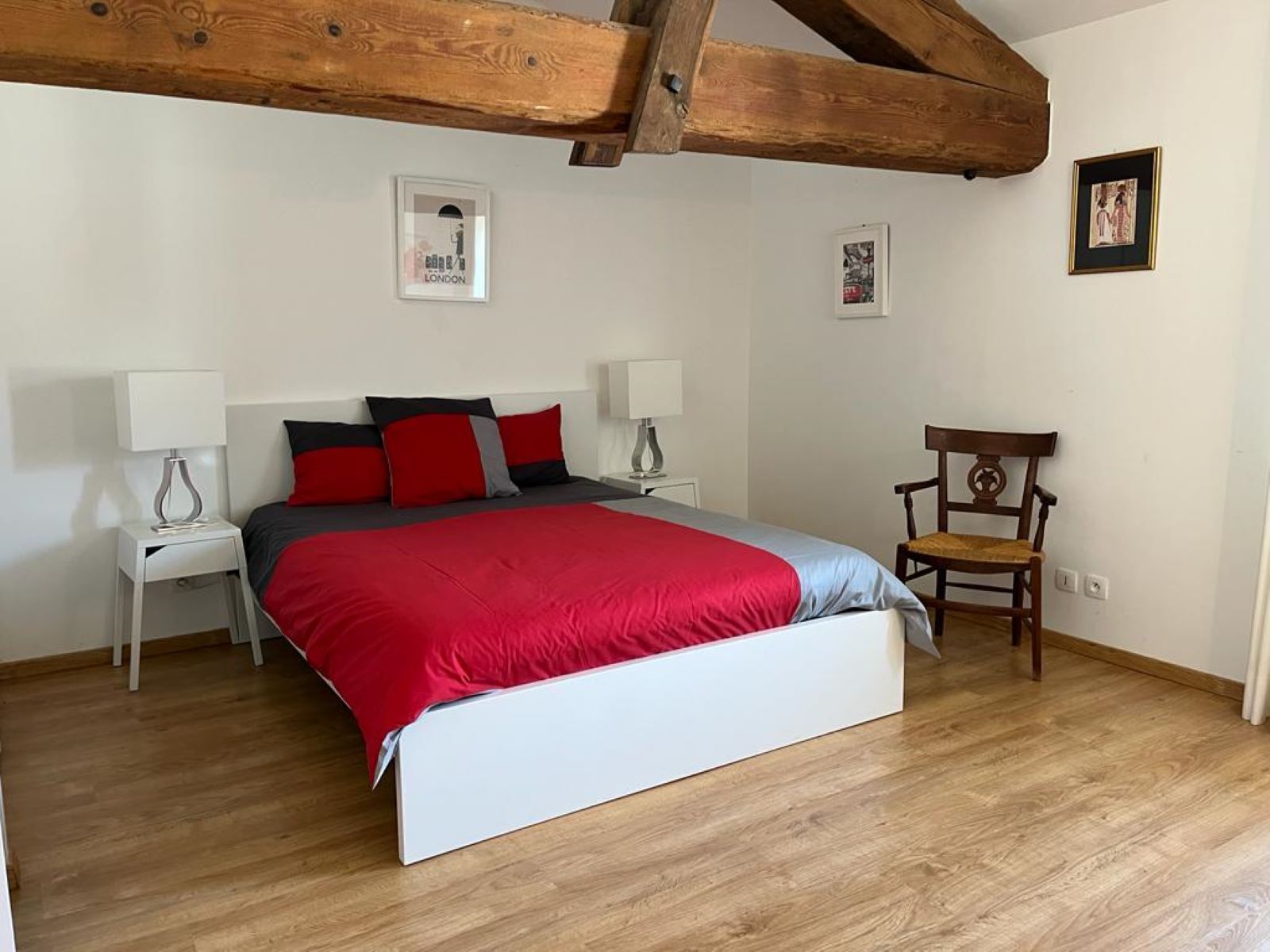 3 多间卧室、熨斗/熨衣板、旅行婴儿床、免费 WiFi