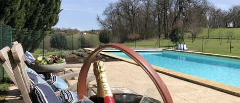 3 bedrooms, blackout drapes, iron/ironing board, travel crib