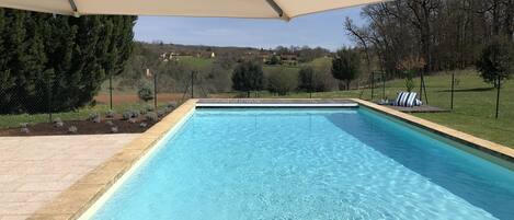 Piscine extérieure (ouverte en saison)