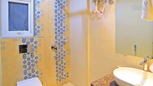 Chambre simple Standard | Salle de bain | Pantoufles