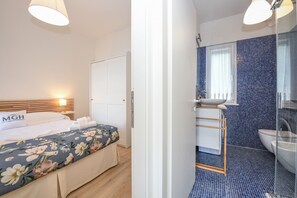 2 slaapkamers, een strijkplank/strijkijzer, gratis wifi
