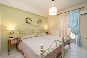 2 bedrooms, iron/ironing board, WiFi, bed sheets - AIGLI ELEGANT SEA VIEW APARTMENT IN ARGOSTOLI (Αργοστόλι)