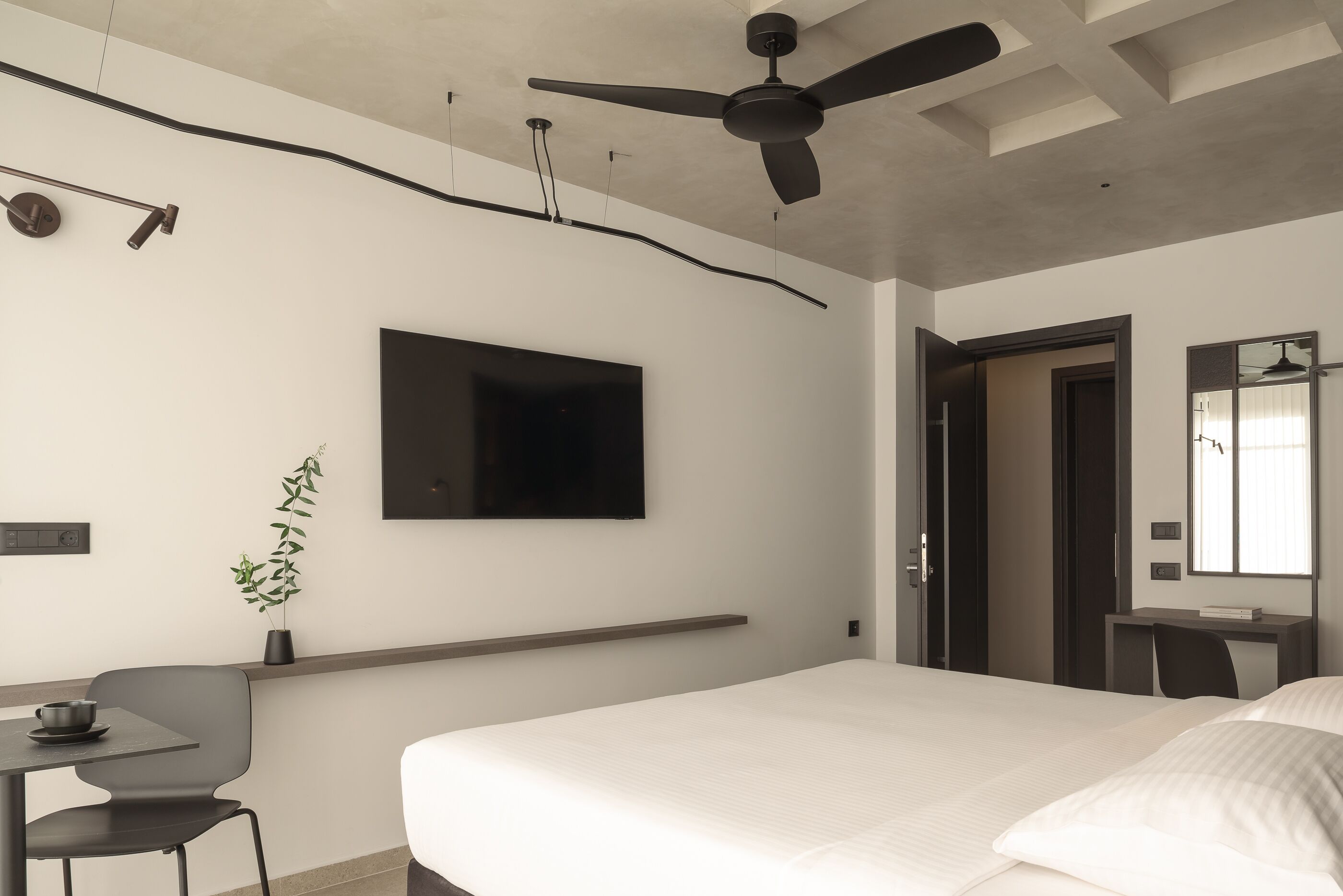 Studio | Coffres-forts dans les chambres, rideaux occultants