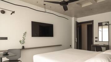 Studio | Coffres-forts dans les chambres, rideaux occultants