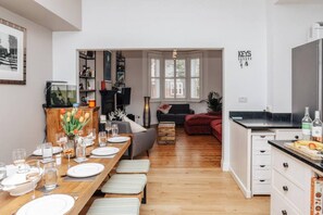 Departamento | 4 habitaciones y escritorio