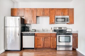 Private kitchen - CozySuites Music Row (Nashville)