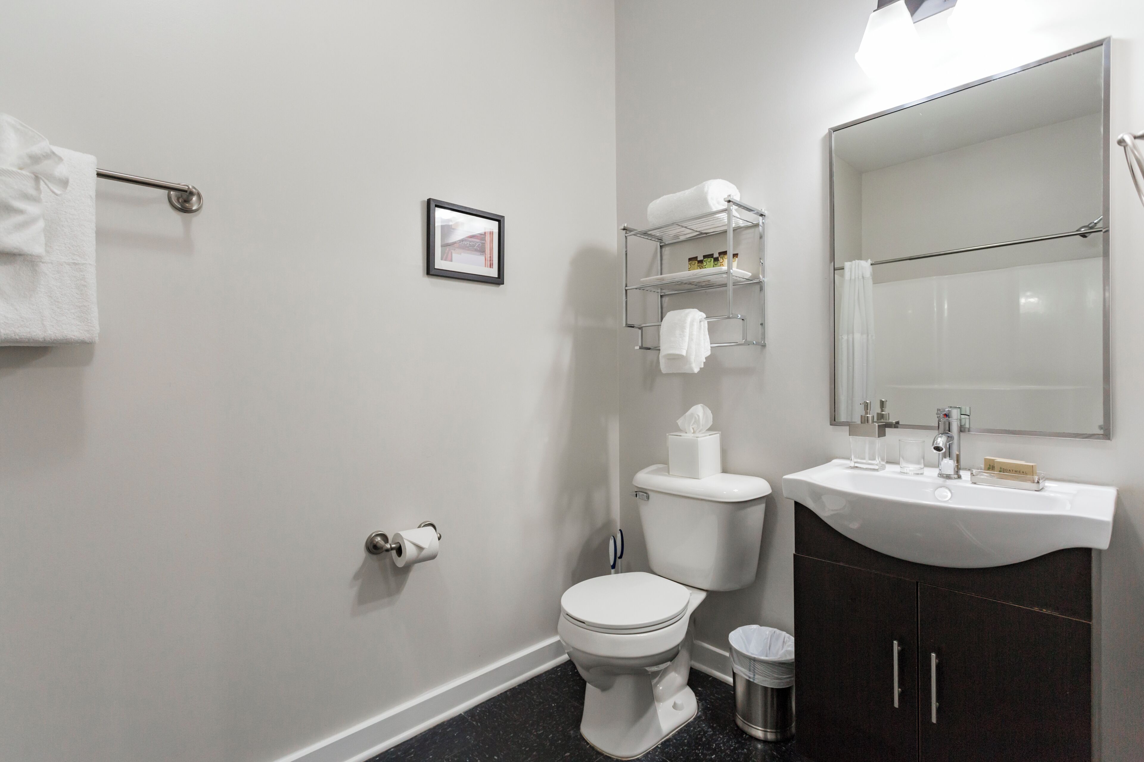 Appartamento, letti multipli, non fumatori | Bagno | Set di cortesia gratuito, asciugacapelli, bidet, asciugamani