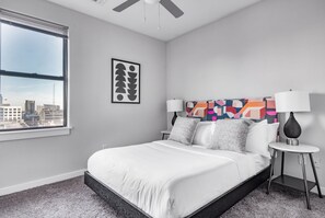 Laptop workspace, iron/ironing board, free WiFi, bed sheets