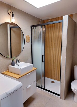 Een douche, een haardroger