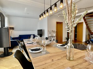 Dining - Design Maisonette I Kamin I 10 Personen I Netflix (Bremen)