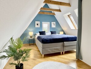5 bedrooms, WiFi, bed sheets - Design Maisonette I Kamin I 10 Personen I Netflix (Bremen)