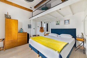 2 chambres, fer et planche à repasser, Wi-Fi gratuit, draps fournis