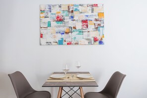 Naousa Townscape Studio (Church View, 1st Floor) | 고급 침구, 다리미/다리미판, 무료 WiFi, 침대 시트