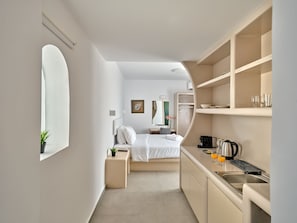 Spot A Ground Floor | Premium bedding, iron/ironing board, free WiFi, bed sheets
