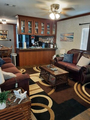 スマートテレビ、DVD プレーヤー