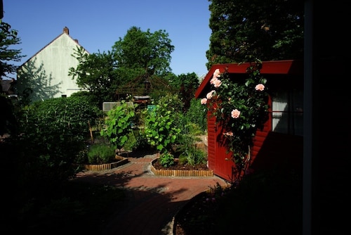 2 Bedroom Private vacation home in Bremen