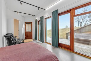 Deluxe Apartment | 1 bedroom, bed sheets