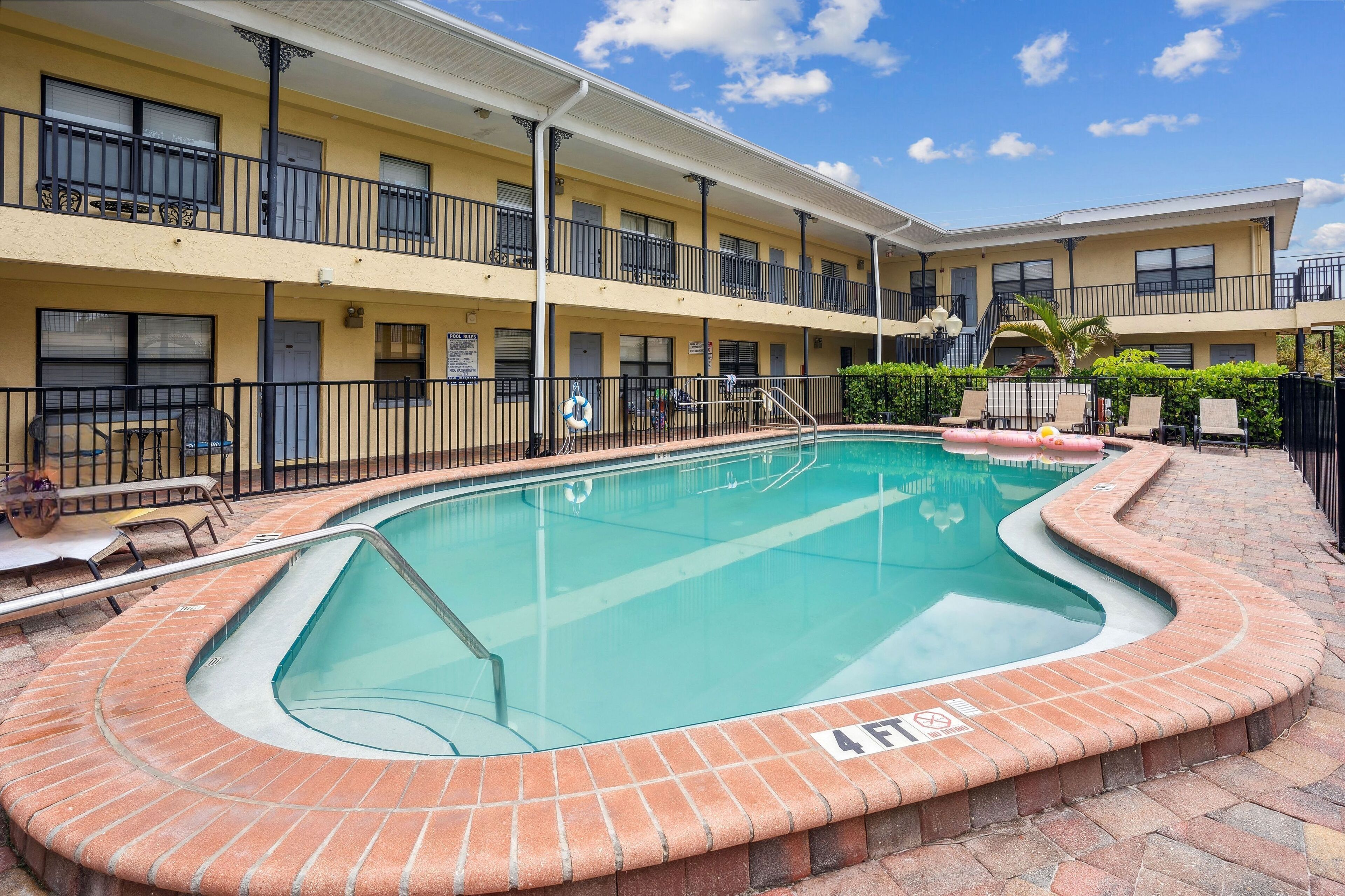Royal Orleans 117 - Great value, first floor w/pool access, steps to beach!