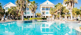 Sea La Vie | Gulf-Front & Private Pool + Near Local Attractions!