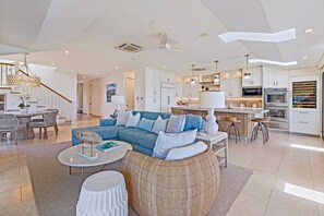 Smart TV, DVD player, offices