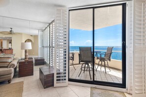 Interior - Snowbird Special Jan-Feb!🌊Walk2Beach~Gulf & Harbor Views~3BR East Pass 309 (Destin)
