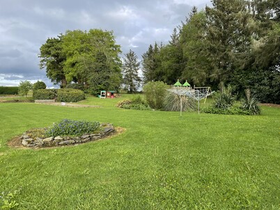 Adjoining houses with heated pool, WIFI, kid friendly