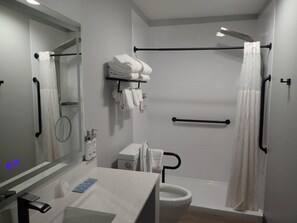Suite, Multiple Beds, Accessible, Non Smoking (Efficiency) - Ponderosa Lodge, an Ascend Collection Hotel (Red River)