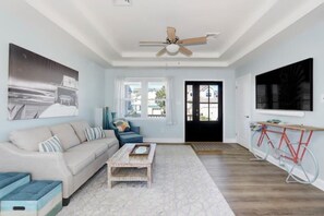 智能电视、立体声音响