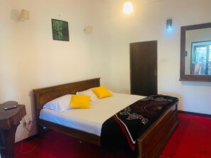 Standard Double Room | Free WiFi - Thalagala Oya Resort (Nuwara Eliya)