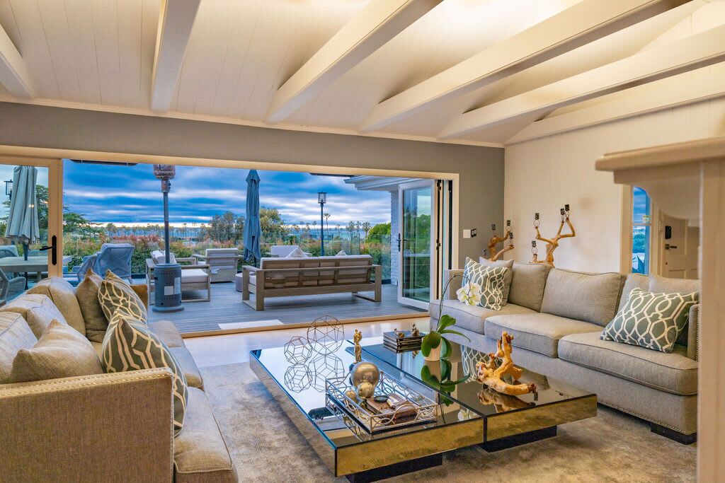 TV, fireplace, stereo, offices