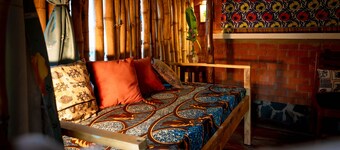 Blue Day-dream Villa in the heart of Jinja city