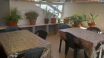 Classic-Stadtwohnung | Terrasse/Patio