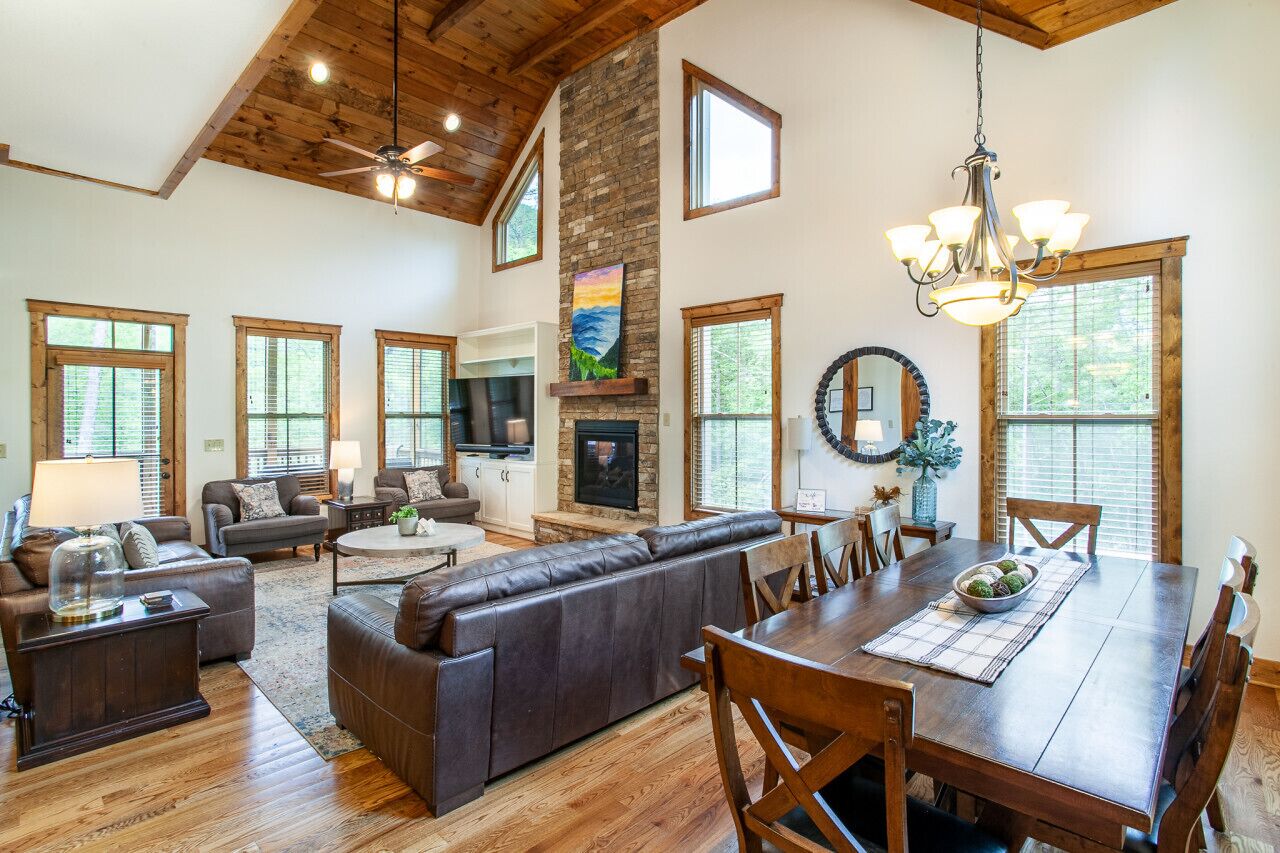 Smart TV, fireplace, video games