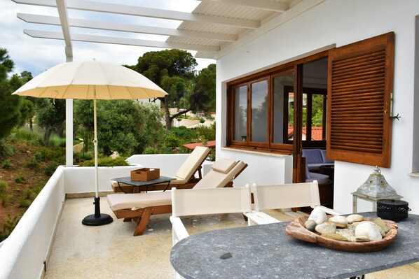 Luxury Apartment | Terrace/patio