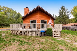 Exterior - Inviting lakefront stand-alone condo with private beach, boating, & playground (Wisconsin Dells)