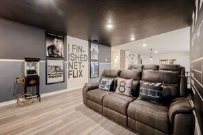 Interior - New Jungle Adventure 9BR Villa by Disney w/Pool (Davenport)