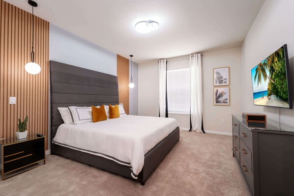 9 bedrooms, desk, iron/ironing board, travel cot - New Jungle Adventure 9BR Villa by Disney w/Pool (Davenport)