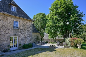 Terrace/patio - Domaine du Vidal (Camps-Saint-Mathurin-Léobazel)