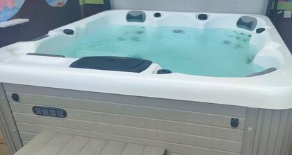 The Cabin Quiet, Relaxing and dog Friendly