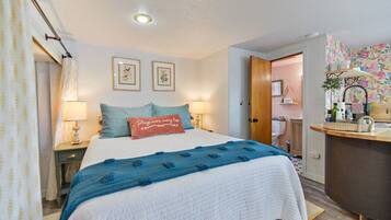 1 bedroom, WiFi, bed sheets