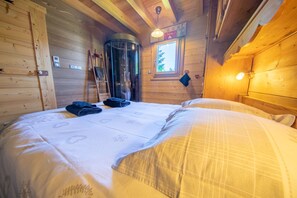 4 多间卧室、上网接入