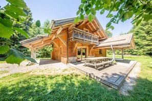 Outdoor dining - Chalet Cafourotte, 9p in a quiet location with SPA (Gérardmer)