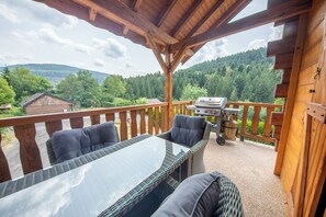 Outdoor dining - Famis Lodge, 12 à 22p Avec Sauna et Bb-foot (Cornimont)