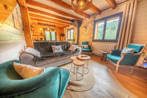 Famis Lodge, 12 à 22p Avec Sauna et Bb-foot