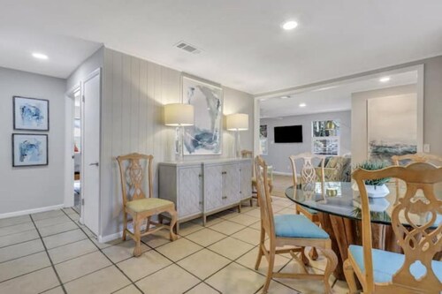 Cozy Cottage on St Simons Island - Pet Friendly