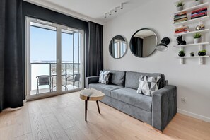 Living area - Sucha Apartments Nowa Letnica by Renters (Gdansk)