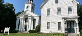 Mid-Century Modern Gem - 7 min to Allstar Vill w/AC