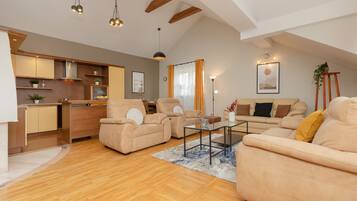 Apartment, 2 Bedrooms, Kitchen | Living room